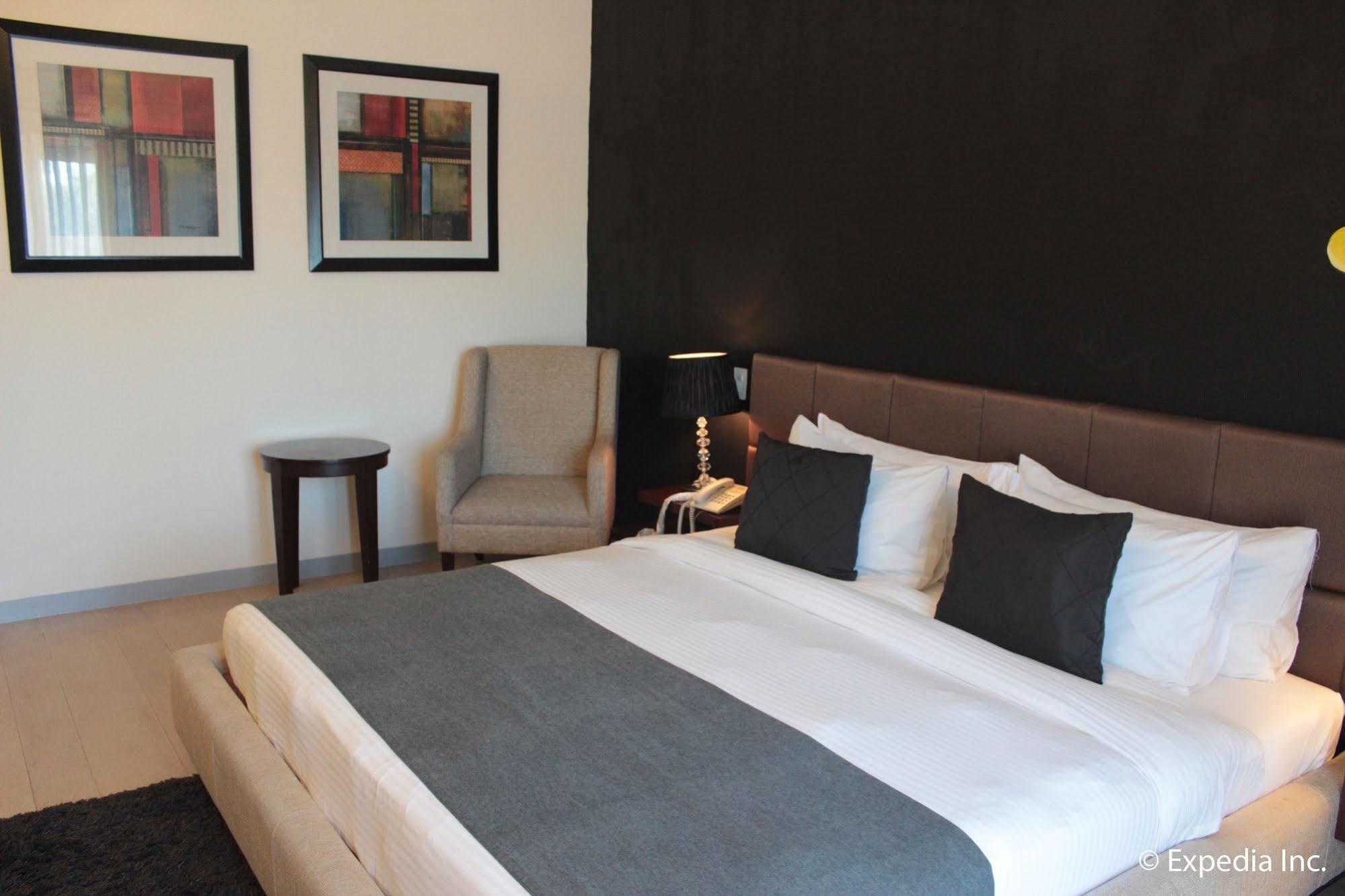 Segara Suites Olongapo Eksteriør bilde